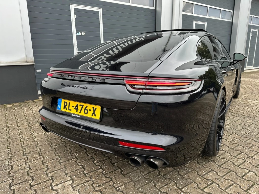 Hoofdafbeelding Porsche Panamera