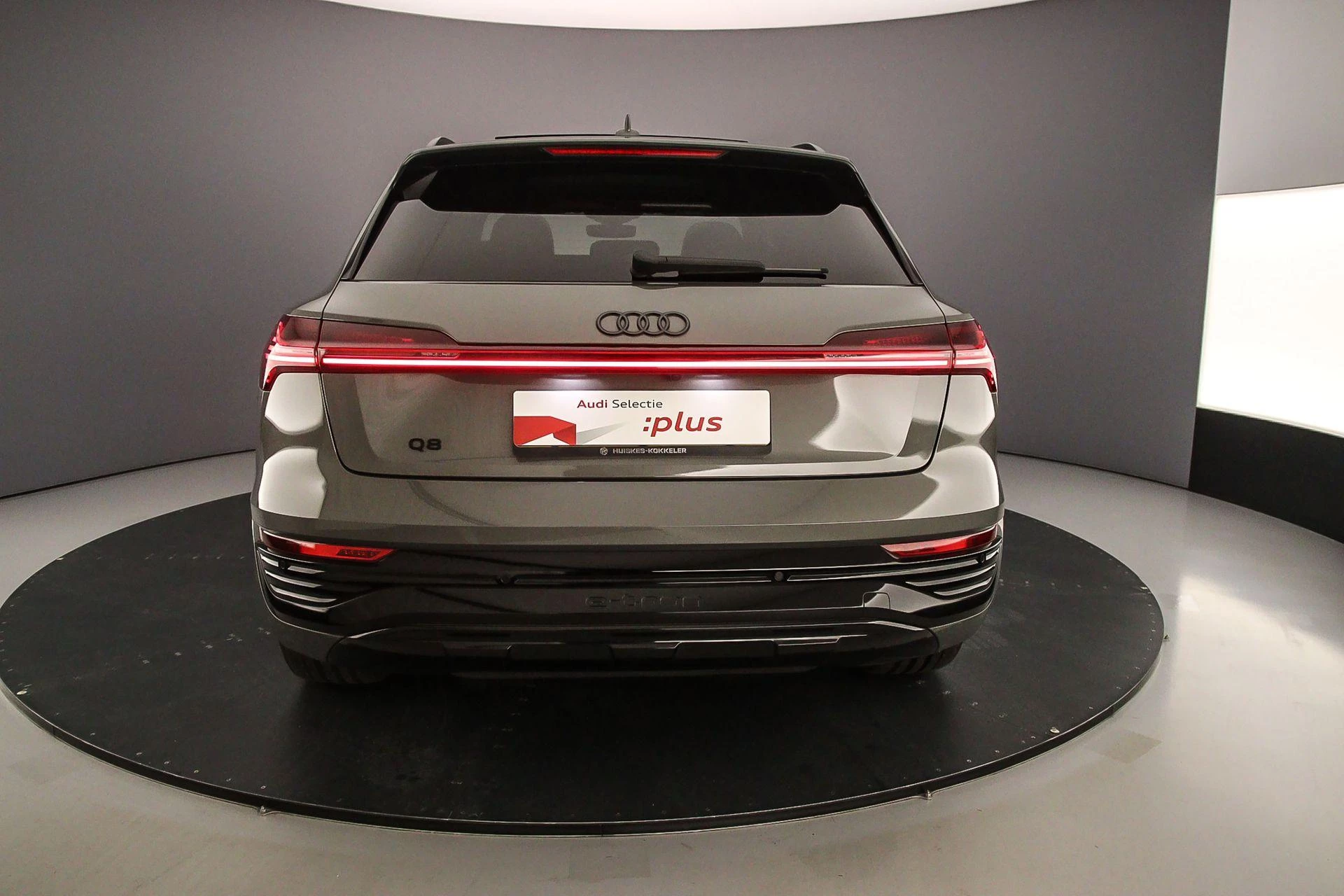 Hoofdafbeelding Audi Q8 e-tron