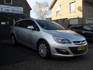 Opel Astra 1.4 Turbo Business, Sports