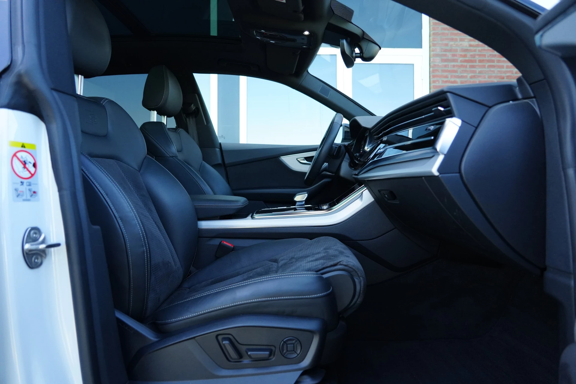 Hoofdafbeelding Audi Q8