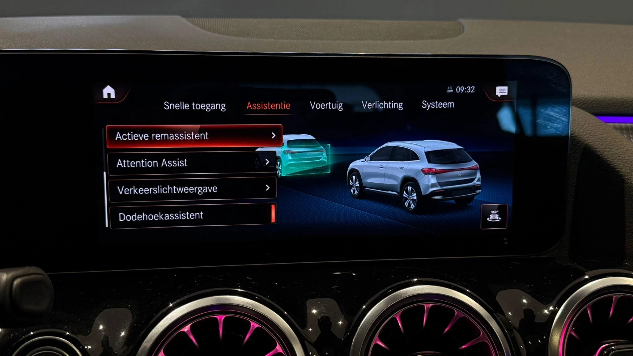 Hoofdafbeelding Mercedes-Benz EQA