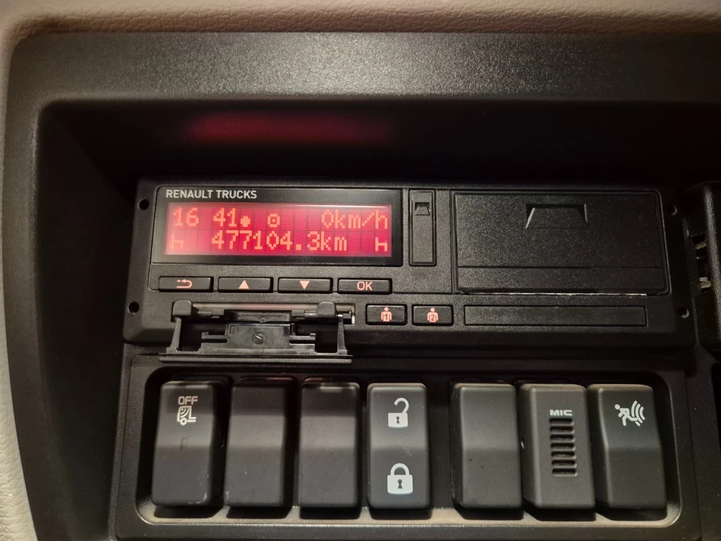 Hoofdafbeelding Renault D12 Med P4x2 240 E6 Alu Snaplock Bak + 2