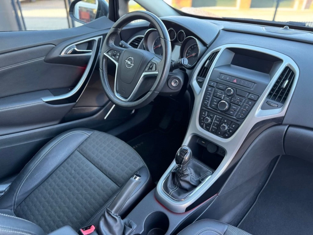 Hoofdafbeelding Opel Astra