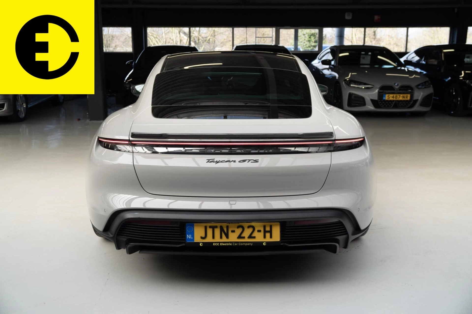 Hoofdafbeelding Porsche Taycan