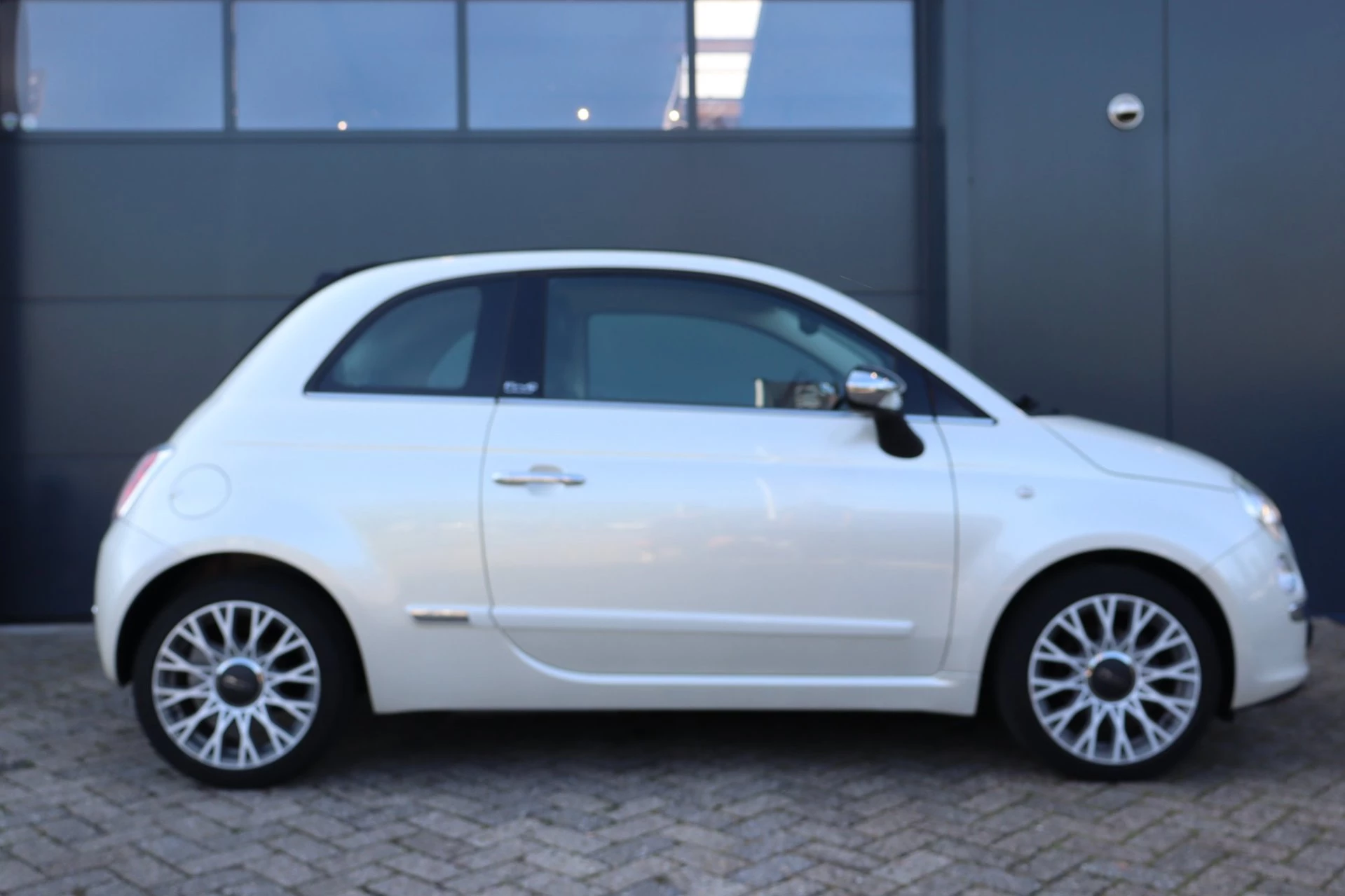 Hoofdafbeelding Fiat 500C