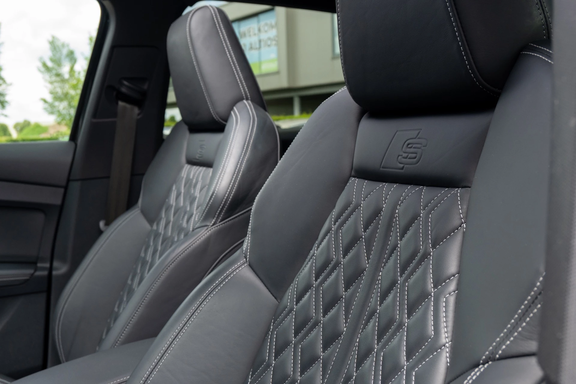 Hoofdafbeelding Audi Q4 e-tron