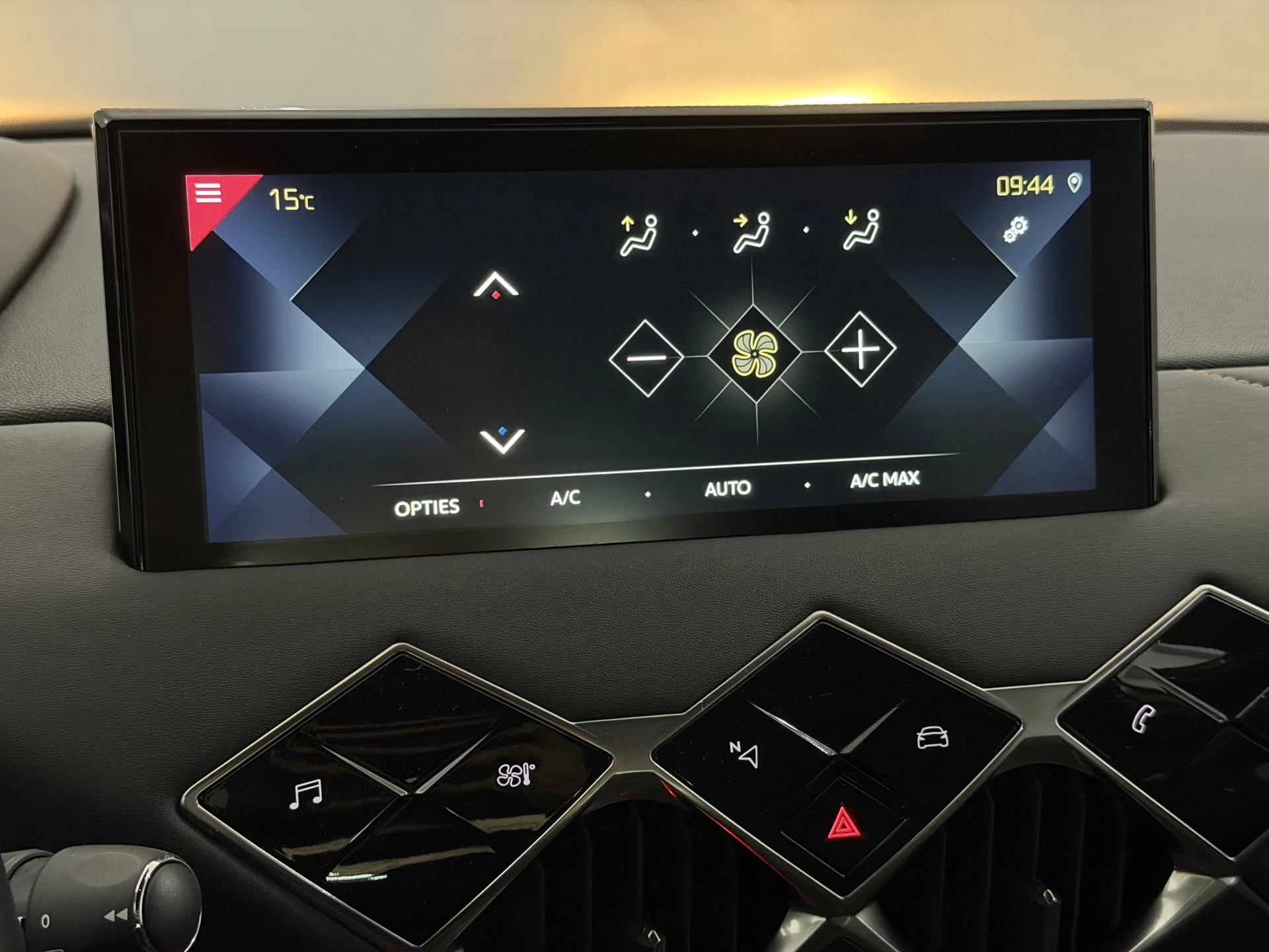 Hoofdafbeelding DS DS 3
