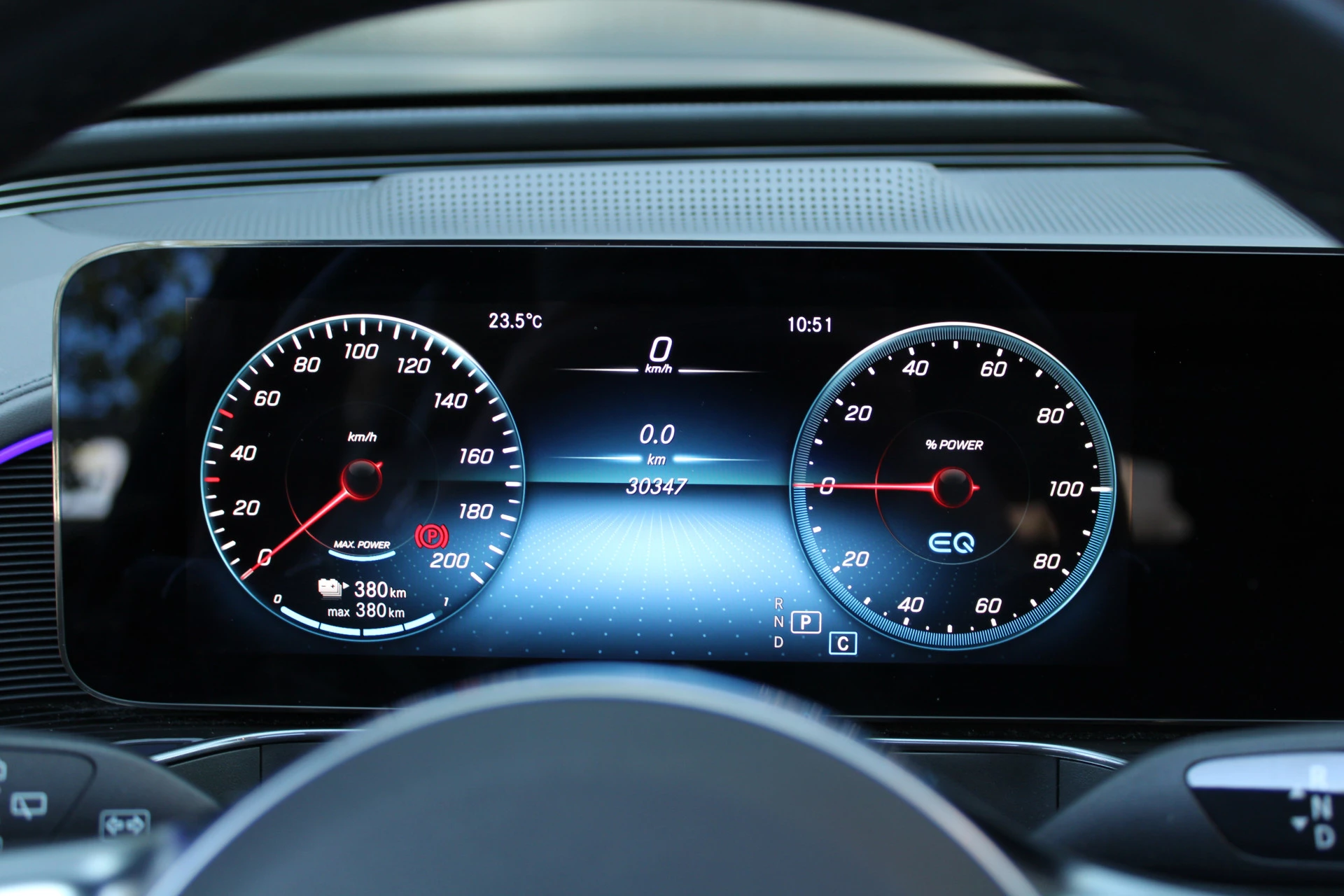 Hoofdafbeelding Mercedes-Benz EQC