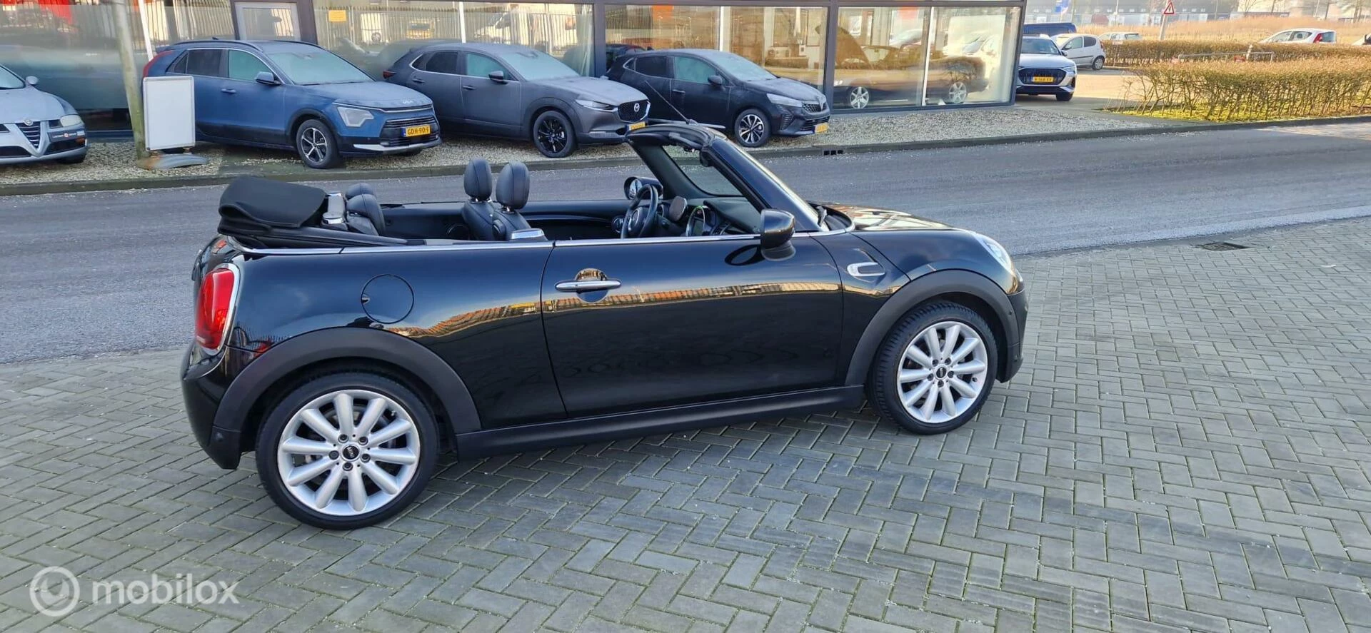 Hoofdafbeelding MINI Cooper Cabrio