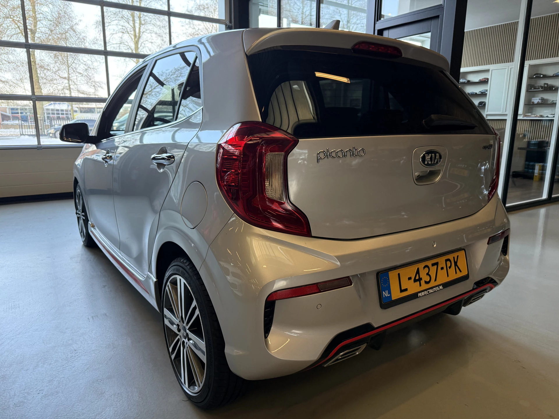 Hoofdafbeelding Kia Picanto