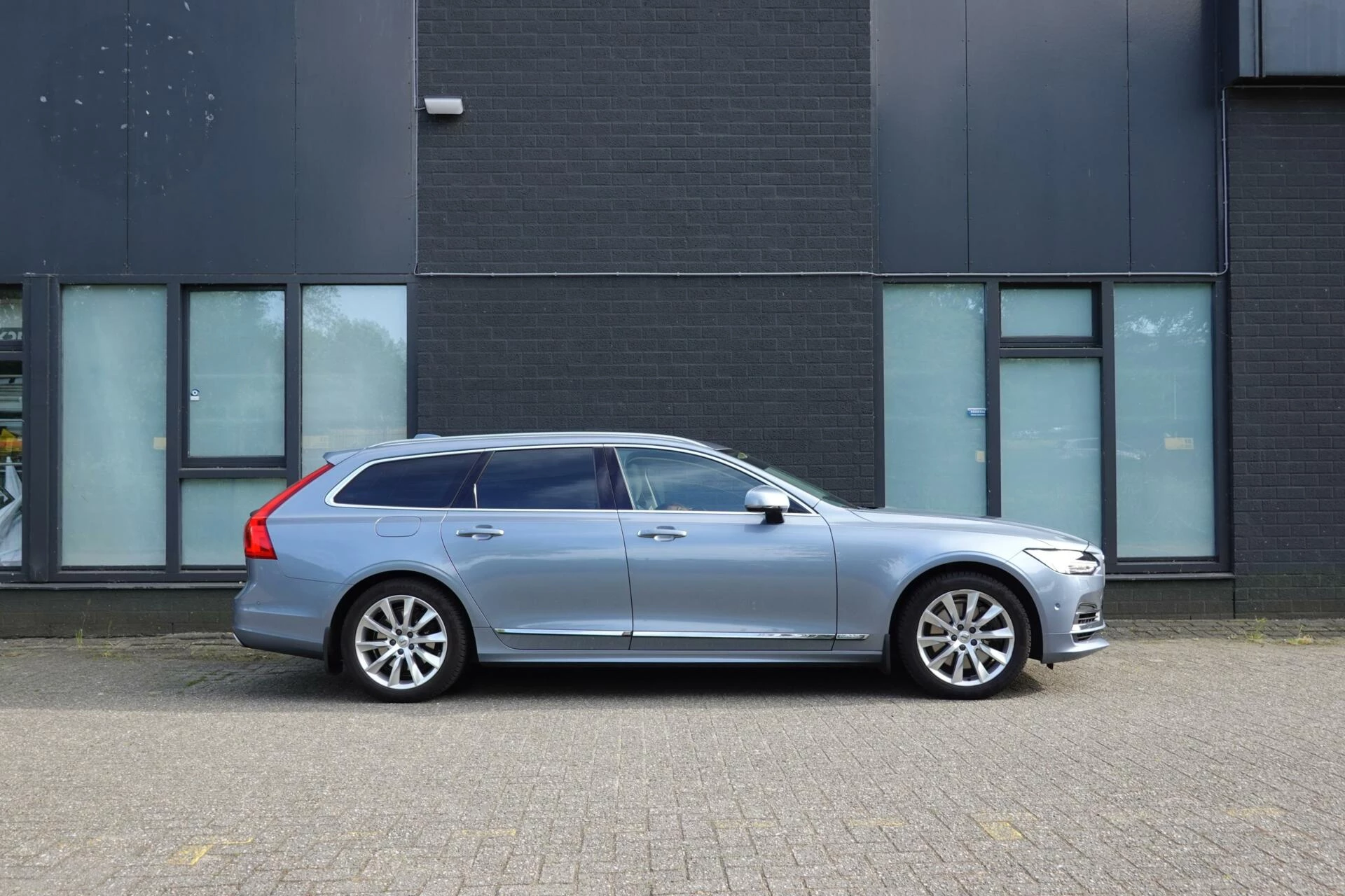 Hoofdafbeelding Volvo V90