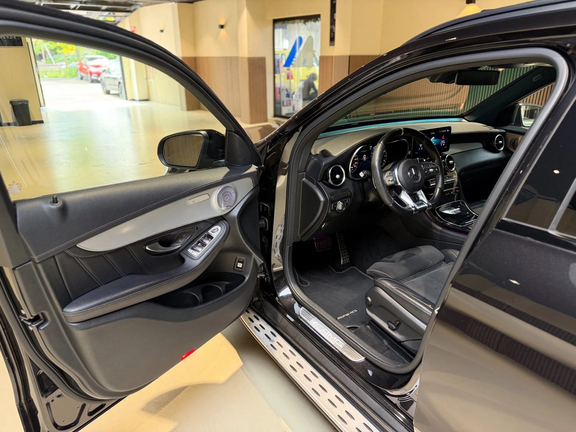 Hoofdafbeelding Mercedes-Benz GLC