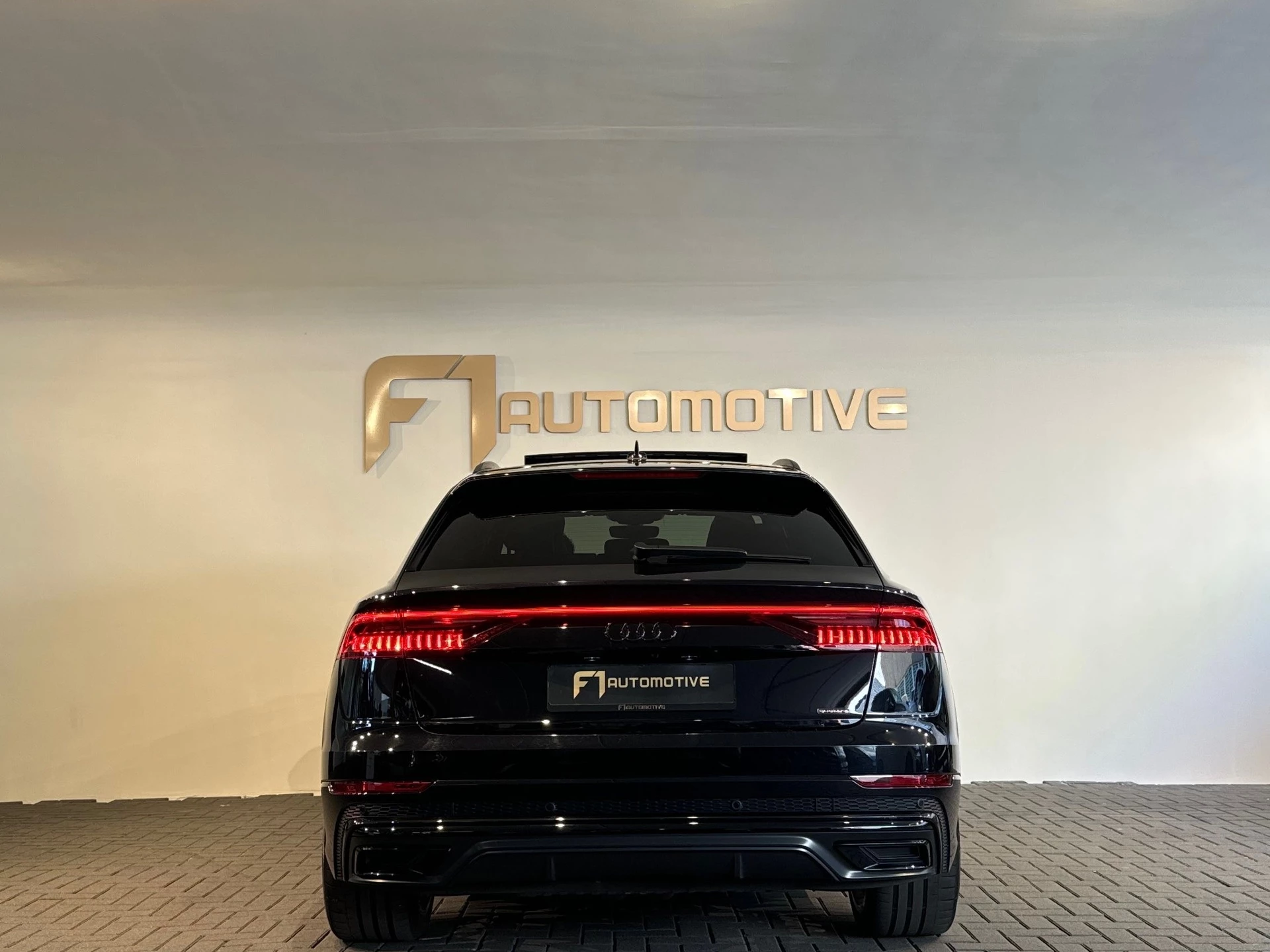 Hoofdafbeelding Audi Q8