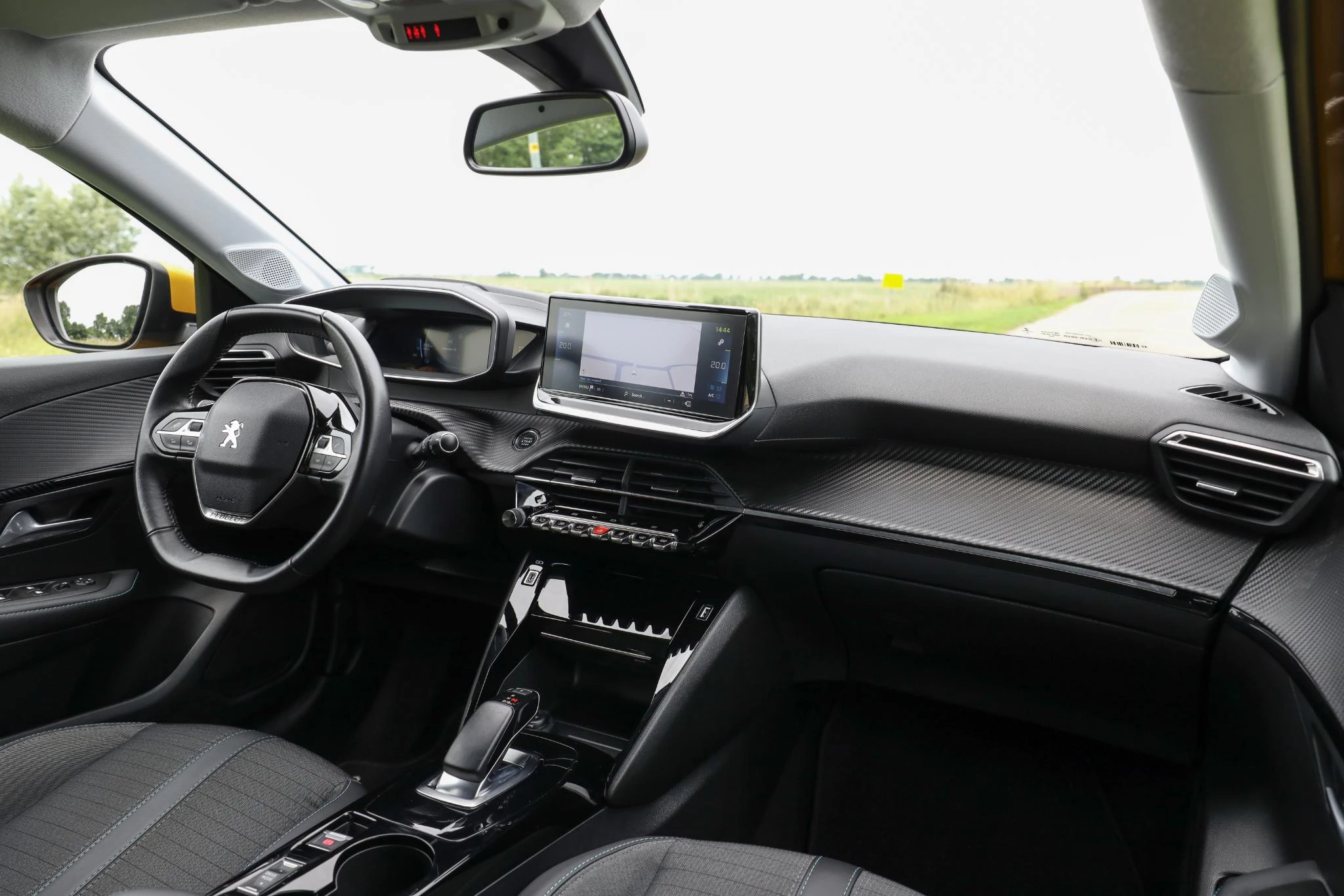 Hoofdafbeelding Peugeot e-208