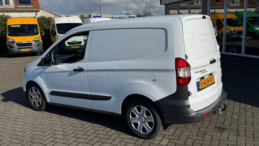 Hoofdafbeelding Ford Transit Courier