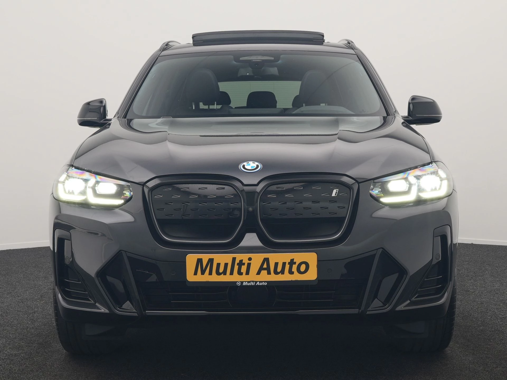 Hoofdafbeelding BMW iX3
