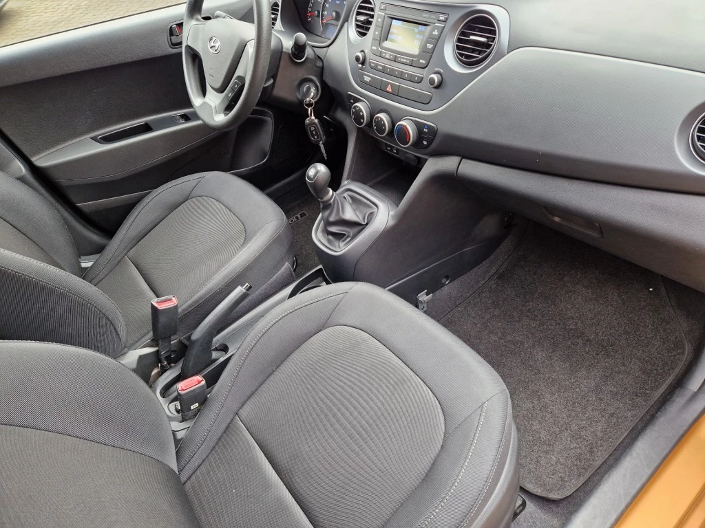 Hoofdafbeelding Hyundai i10