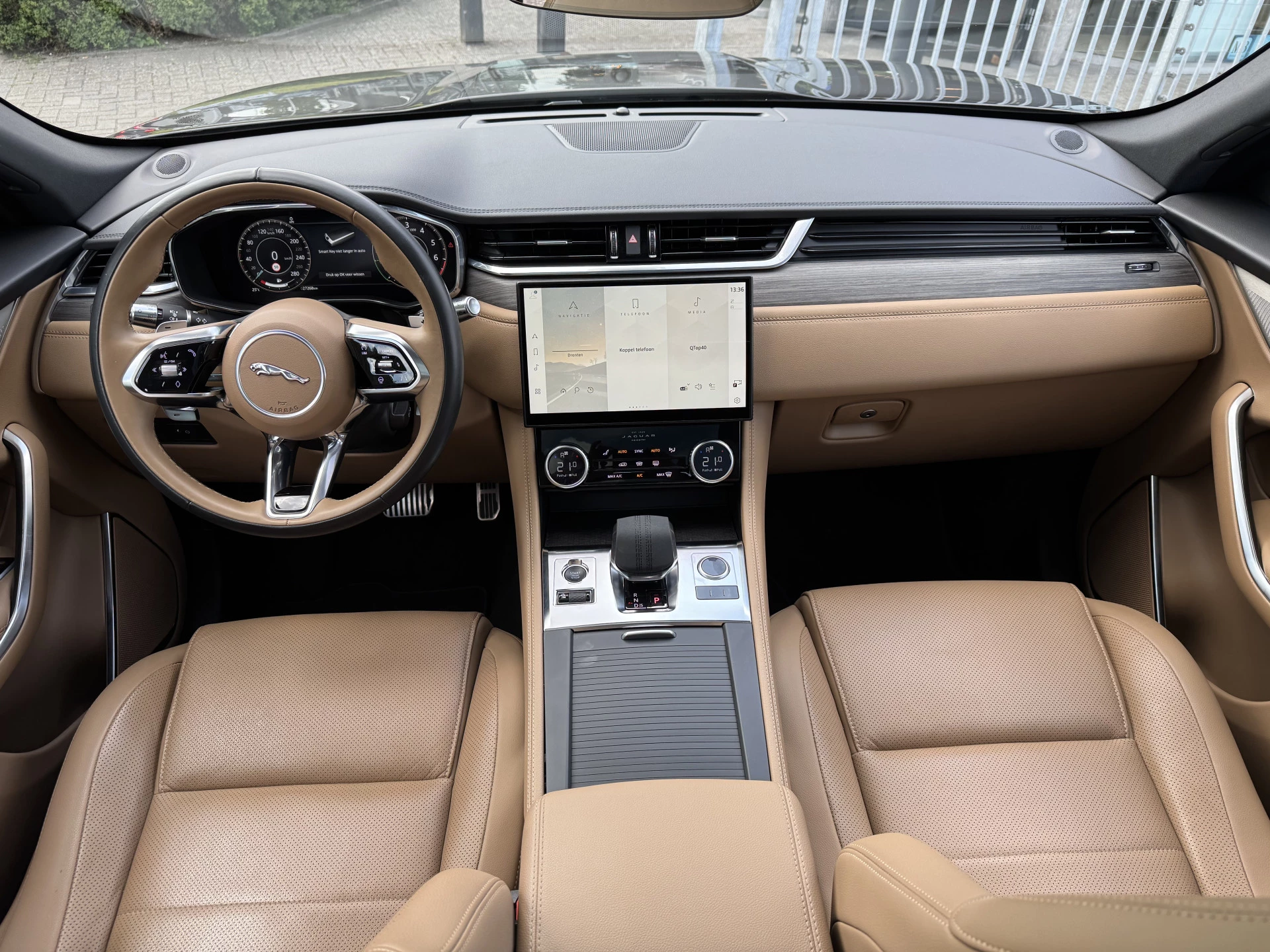 Hoofdafbeelding Jaguar F-PACE