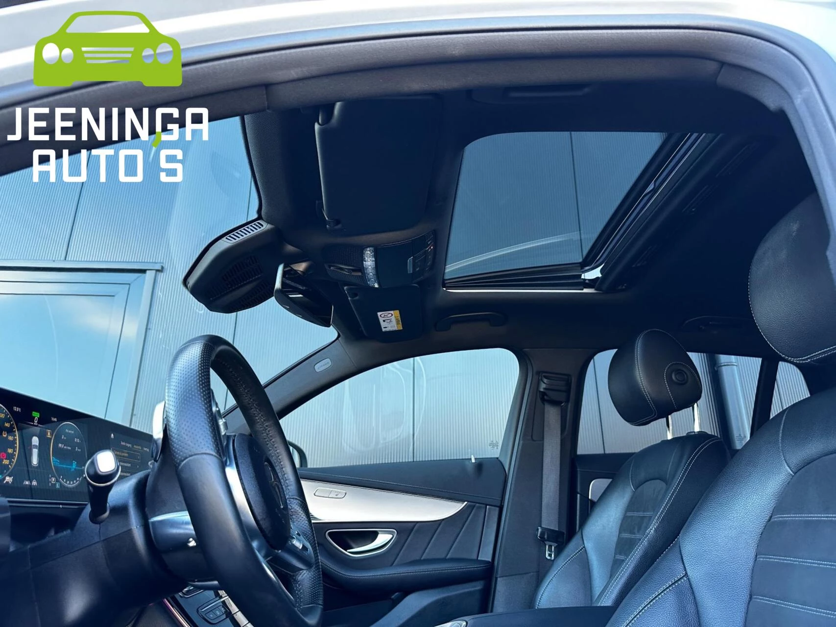 Hoofdafbeelding Mercedes-Benz EQC