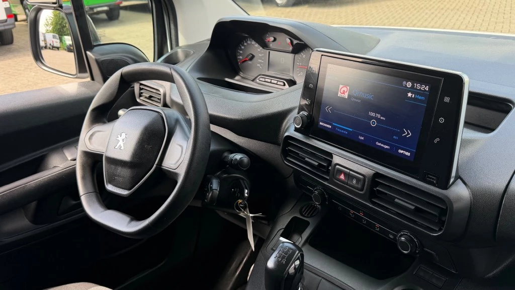Hoofdafbeelding Peugeot Partner