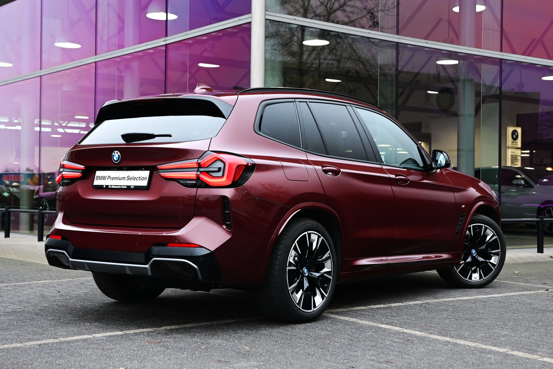 Hoofdafbeelding BMW iX3