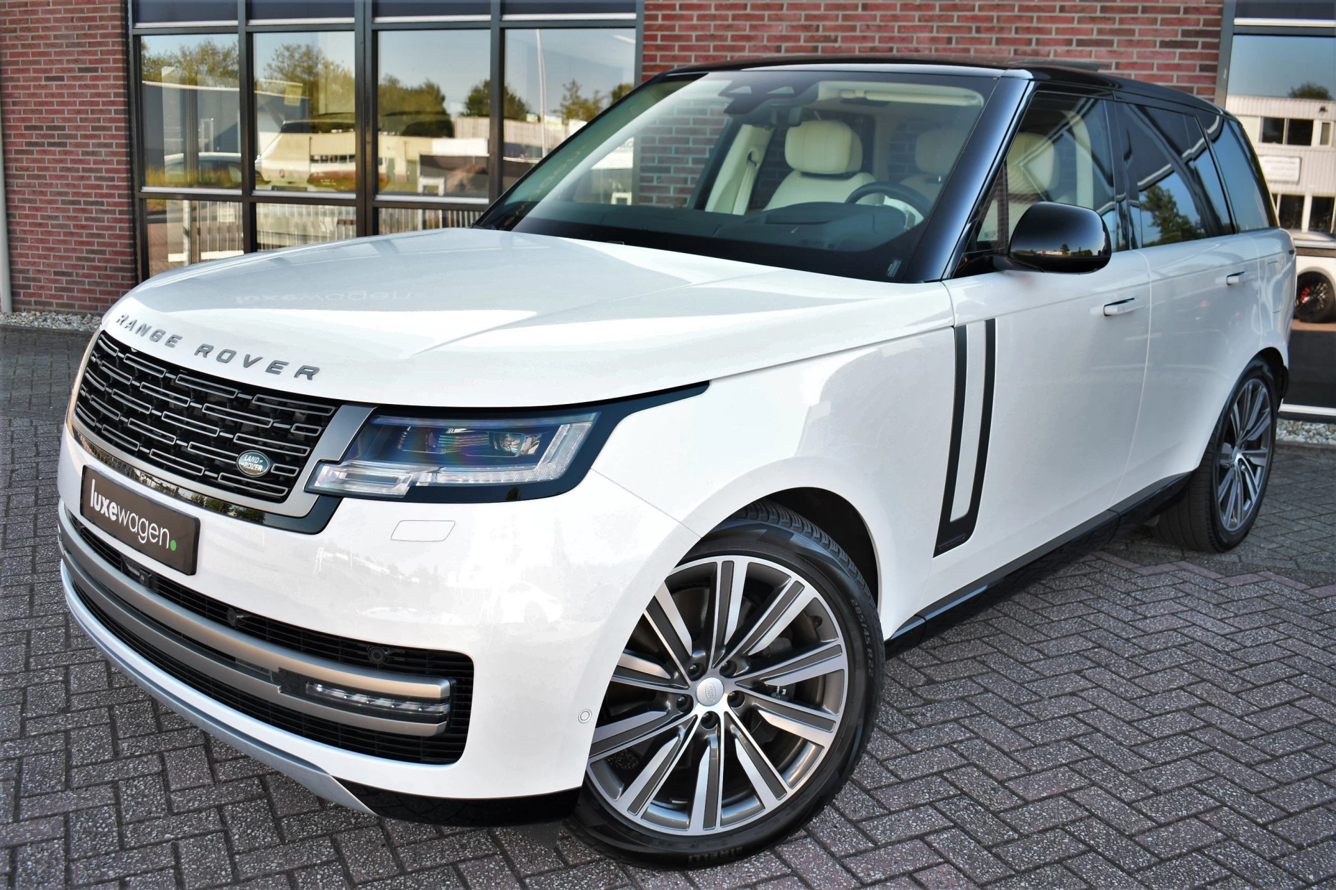 Hoofdafbeelding Land Rover Range Rover