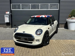 Hoofdafbeelding MINI One Mini Mini 1.2 One, Airco, cruise, navigatie, 5 deurs, apk 08-01-2026
