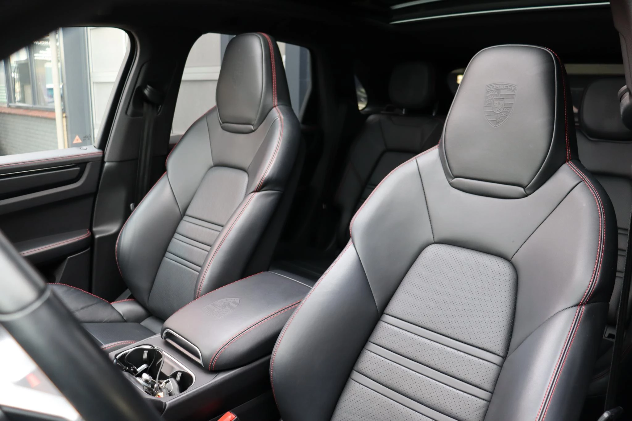 Hoofdafbeelding Porsche Cayenne