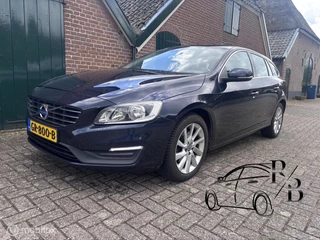 Volvo V60 2.0 D2 Momentum Business NAVI AIRCO CRUISE CONTROL