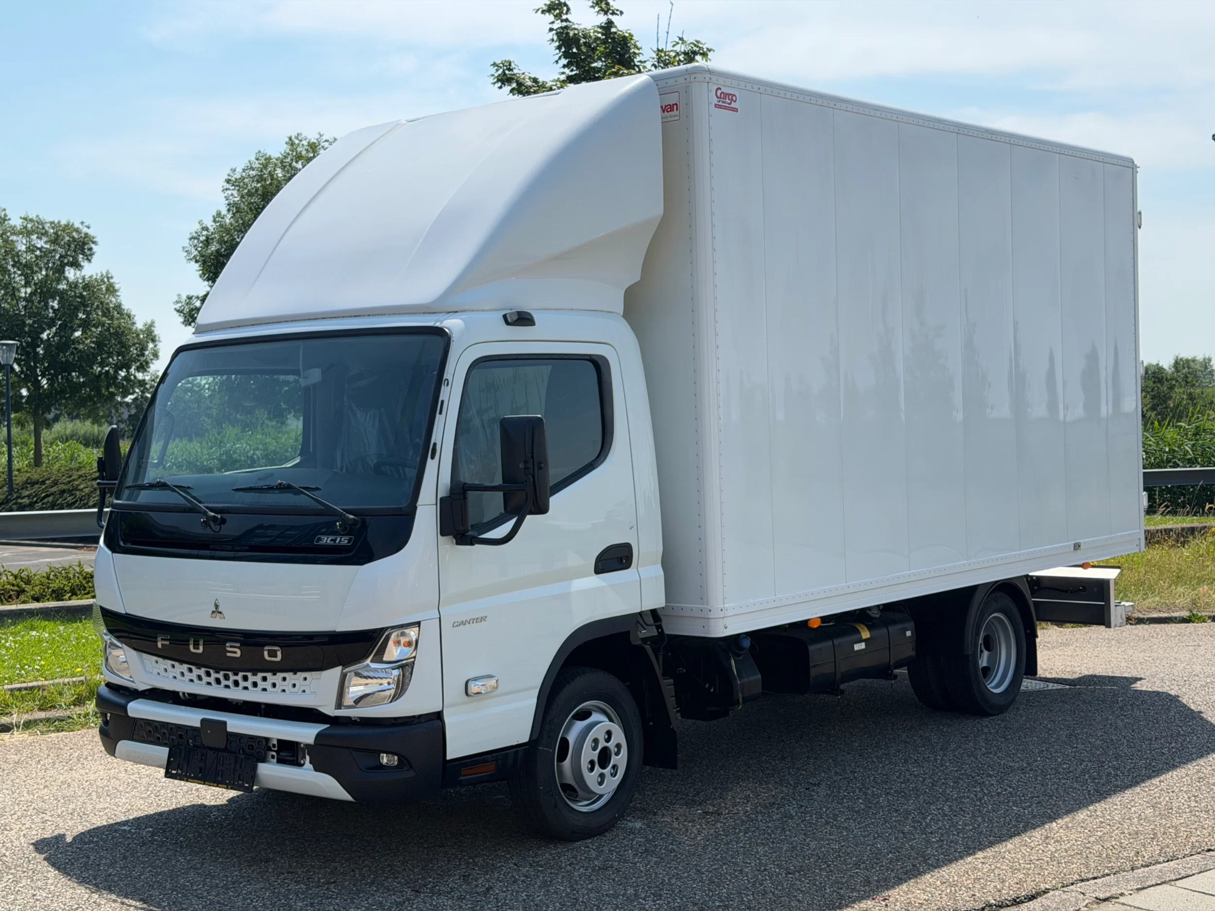 Hoofdafbeelding FUSO Canter