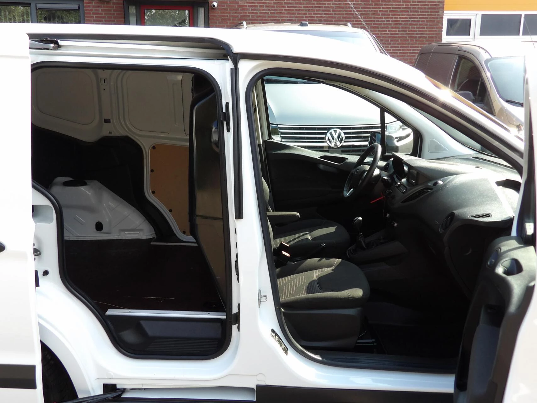 Hoofdafbeelding Ford Transit Courier