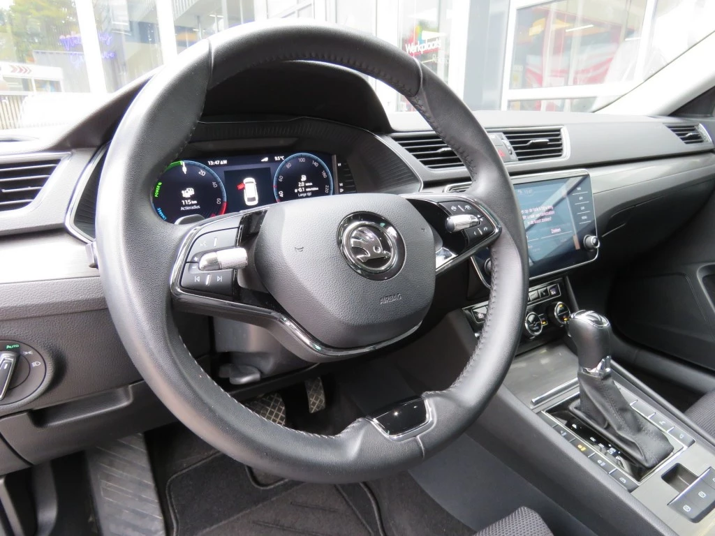 Hoofdafbeelding Škoda Superb