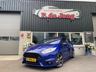 Hoofdafbeelding Ford Fiesta Ford Fiesta 1.6 ST2 182pk Miltek Winterpack Coating Dab+ Keyless Recaro erg mooi