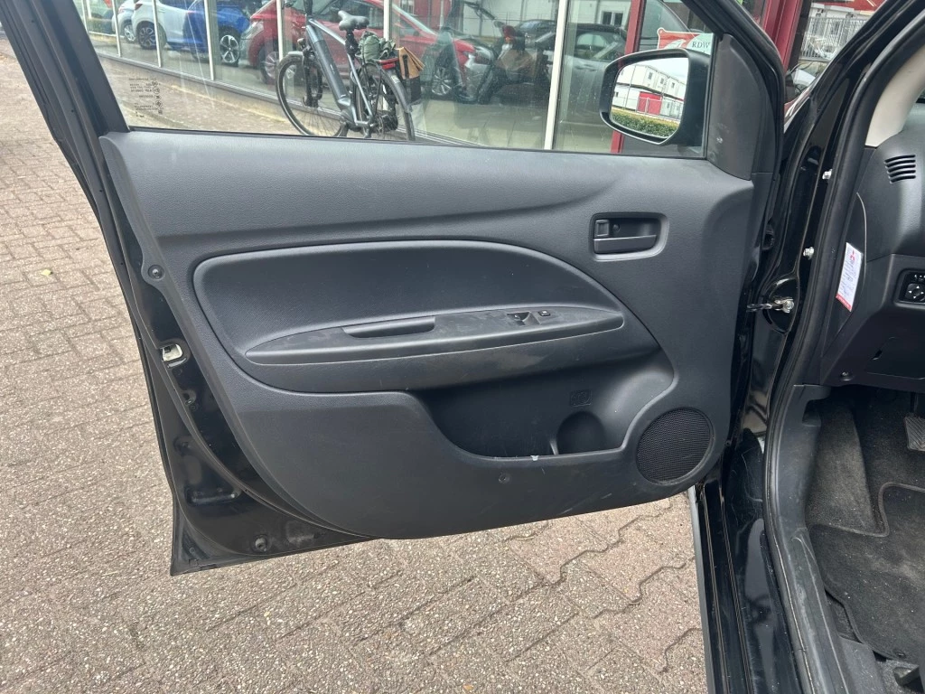 Hoofdafbeelding Mitsubishi Space Star