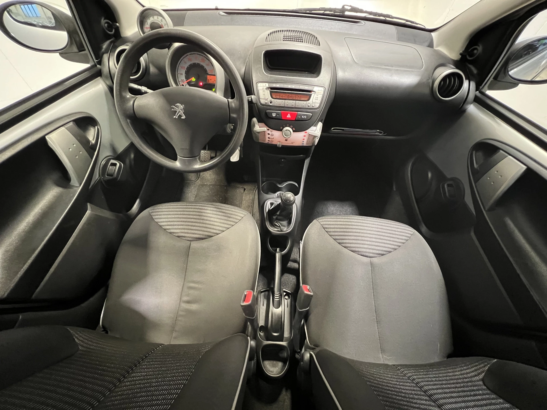 Hoofdafbeelding Peugeot 107