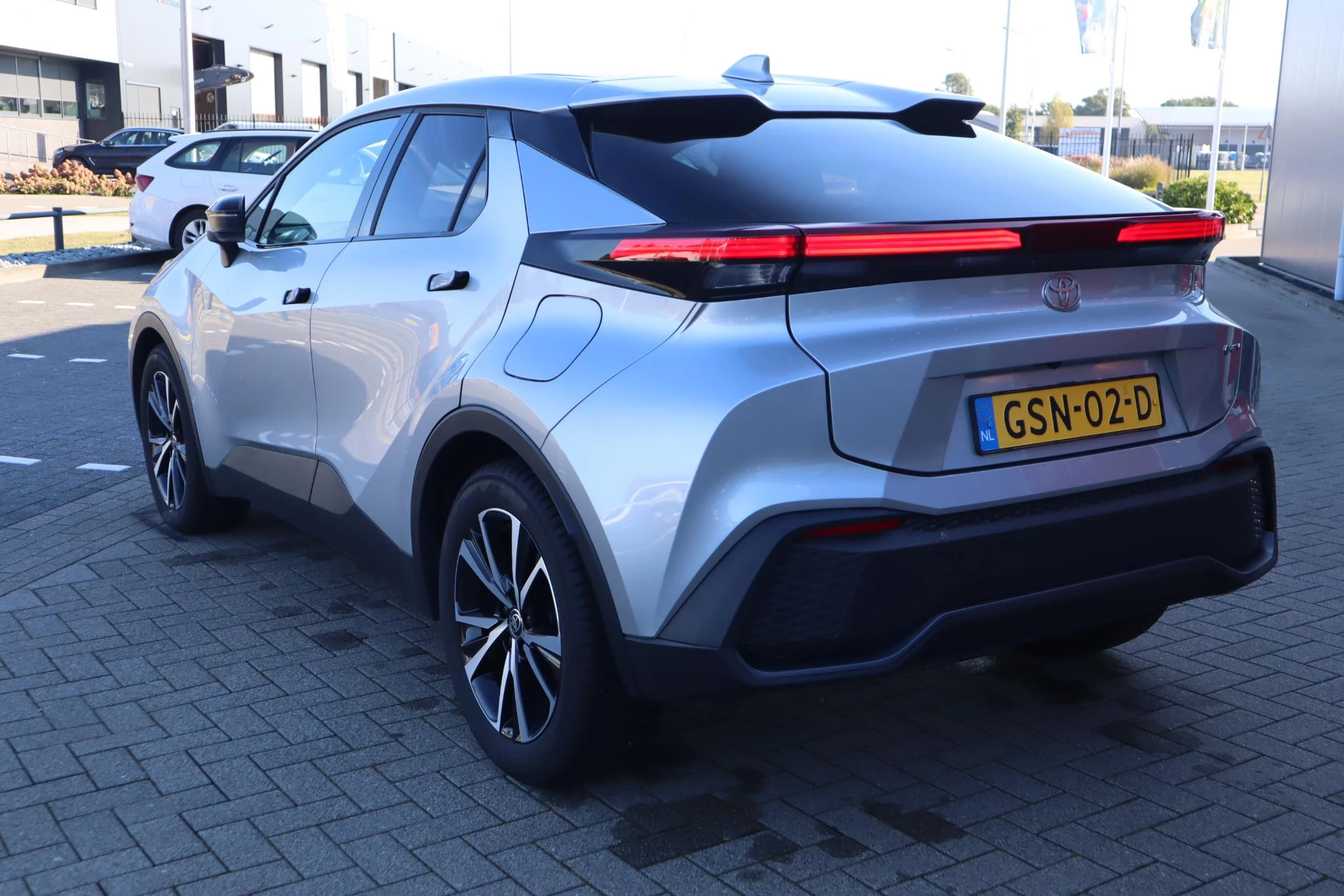 Hoofdafbeelding Toyota C-HR