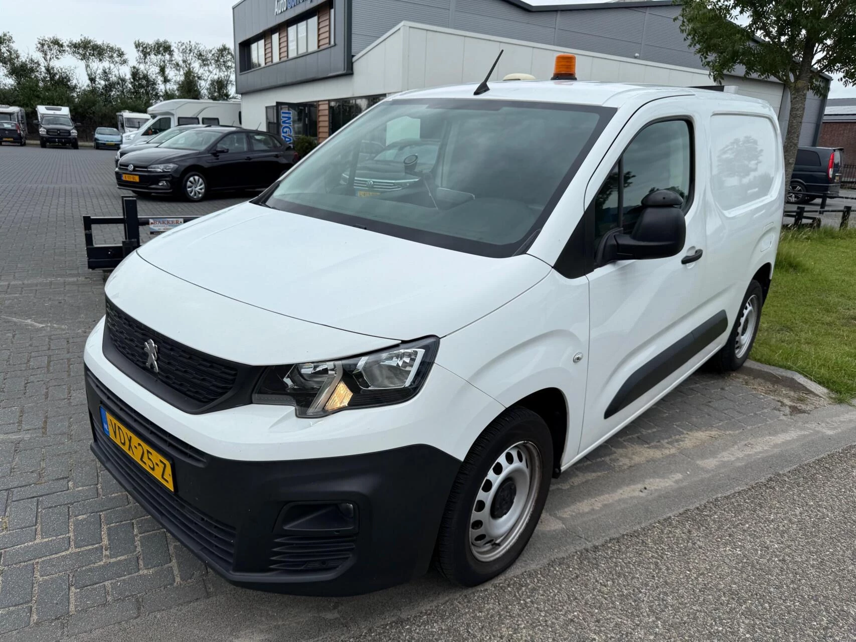 Hoofdafbeelding Peugeot Partner