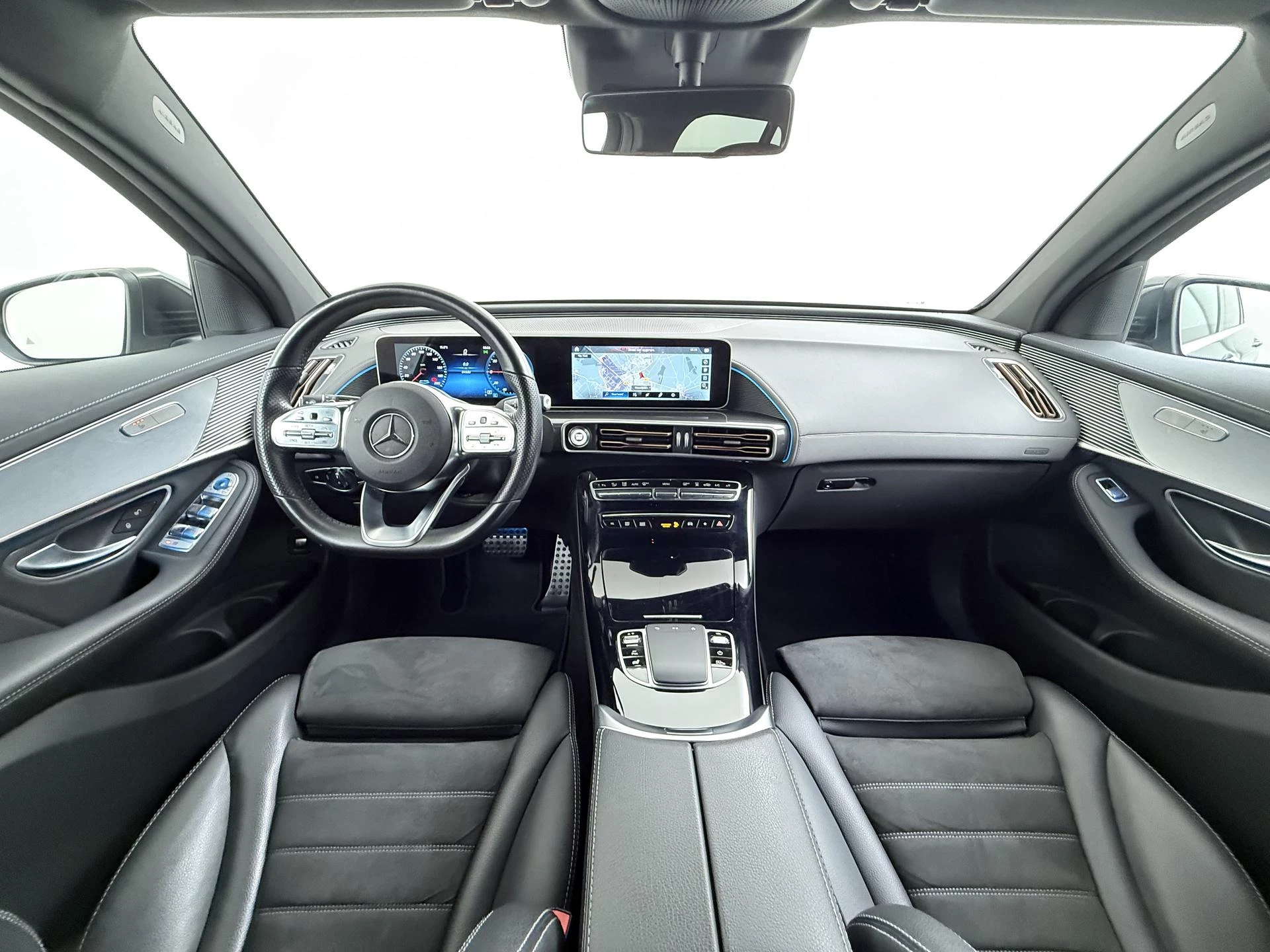 Hoofdafbeelding Mercedes-Benz EQC