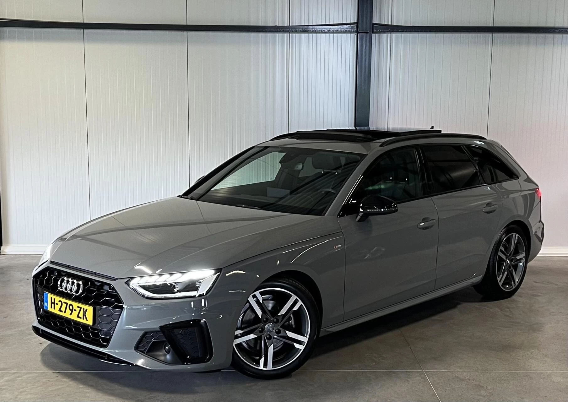 Hoofdafbeelding Audi A4