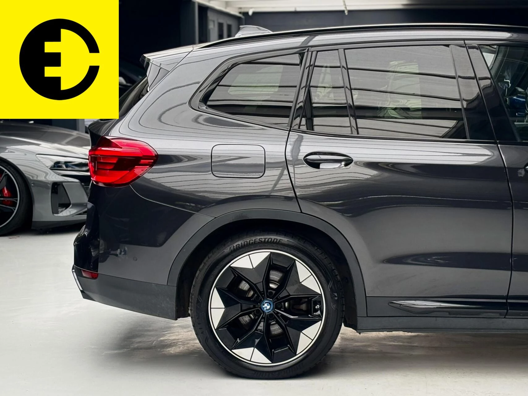 Hoofdafbeelding BMW iX