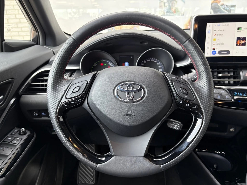 Hoofdafbeelding Toyota C-HR
