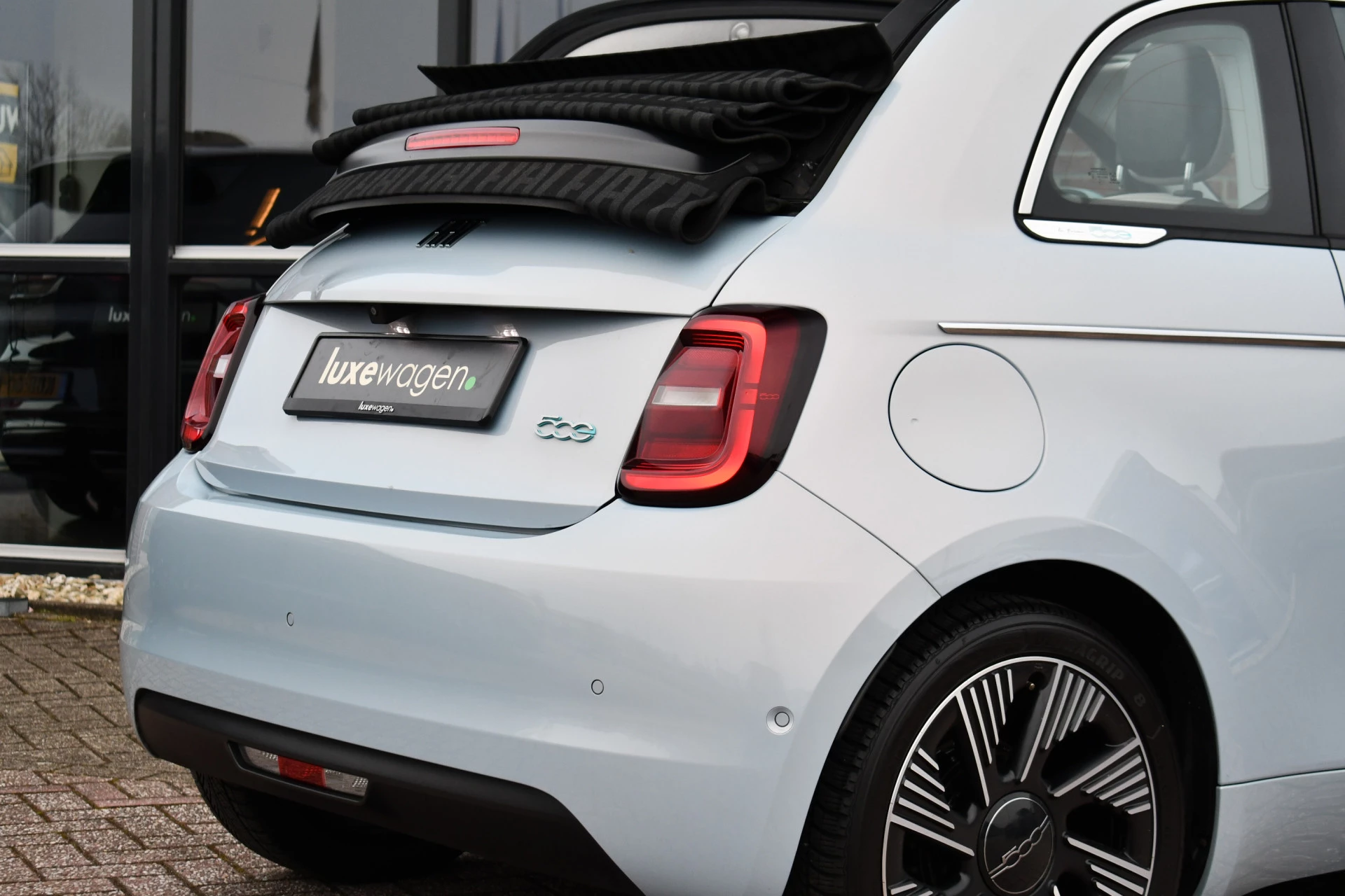 Hoofdafbeelding Fiat 500C