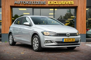 Hoofdafbeelding Volkswagen Polo Volkswagen Polo 1.0 TSI Comfortline Business Navi Adapt. cruise