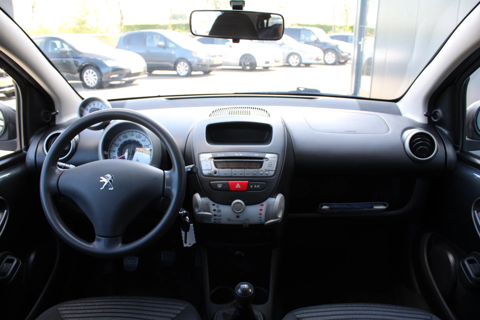 Hoofdafbeelding Peugeot 107