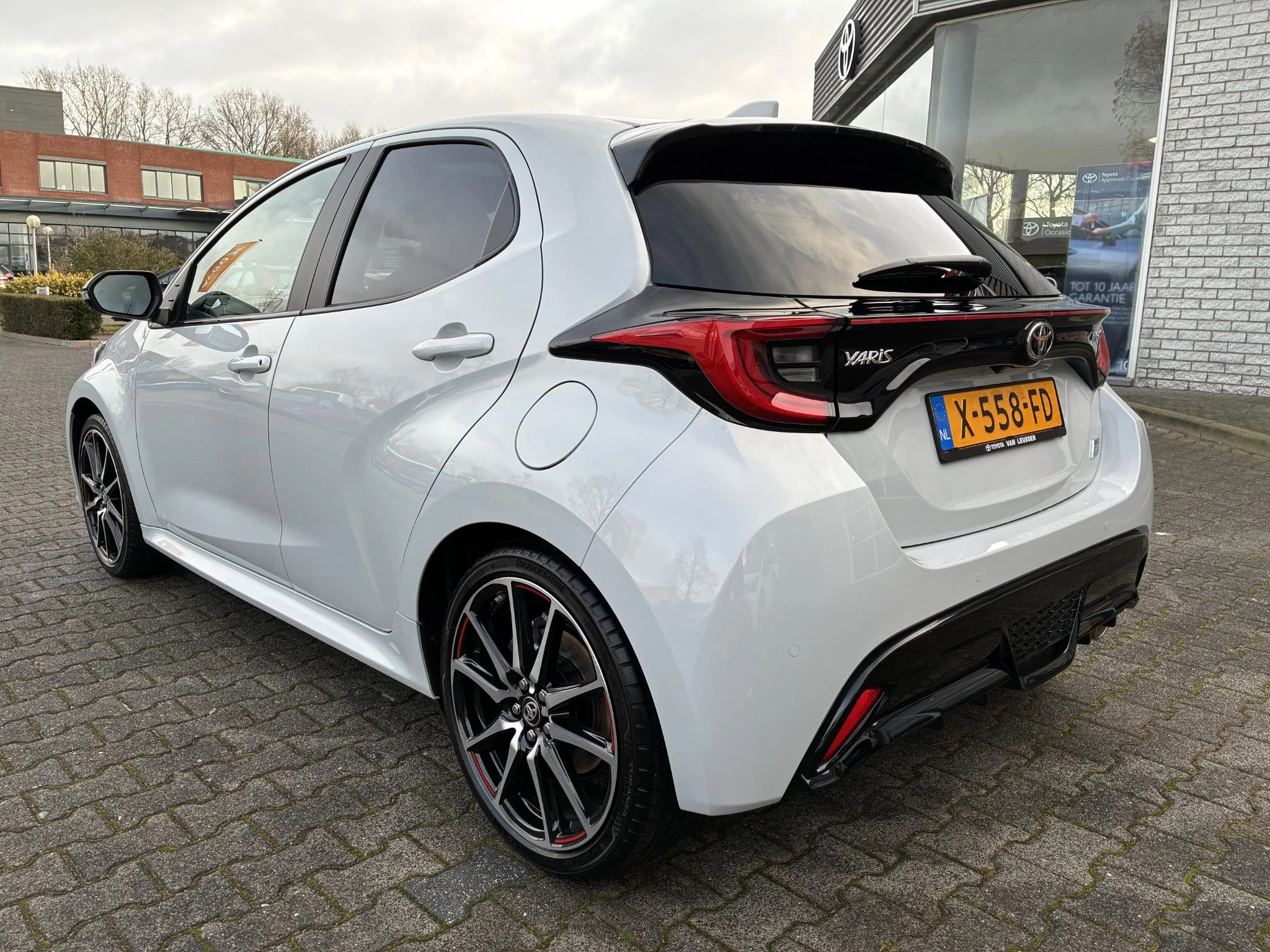 Hoofdafbeelding Toyota Yaris