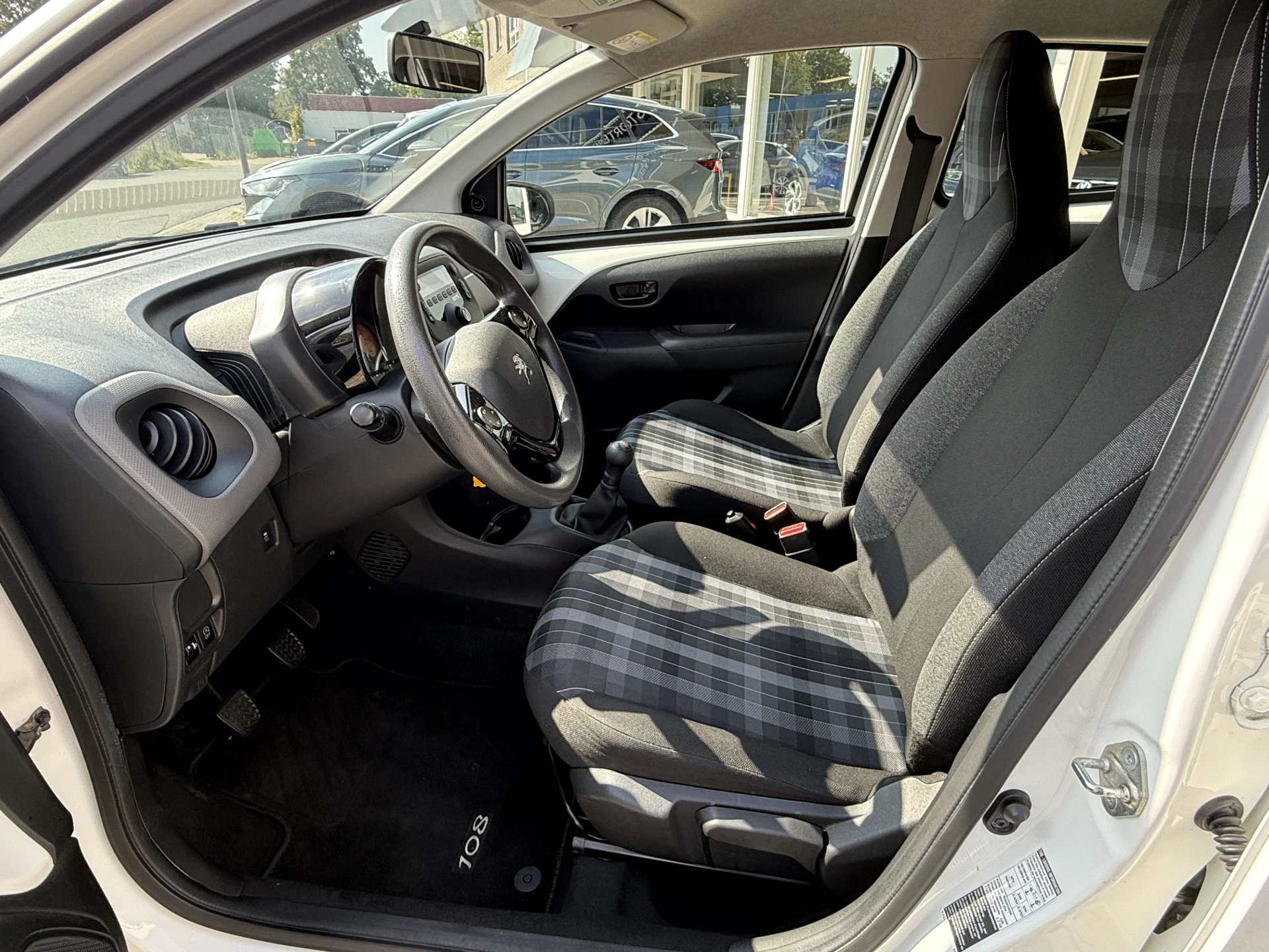 Hoofdafbeelding Peugeot 108