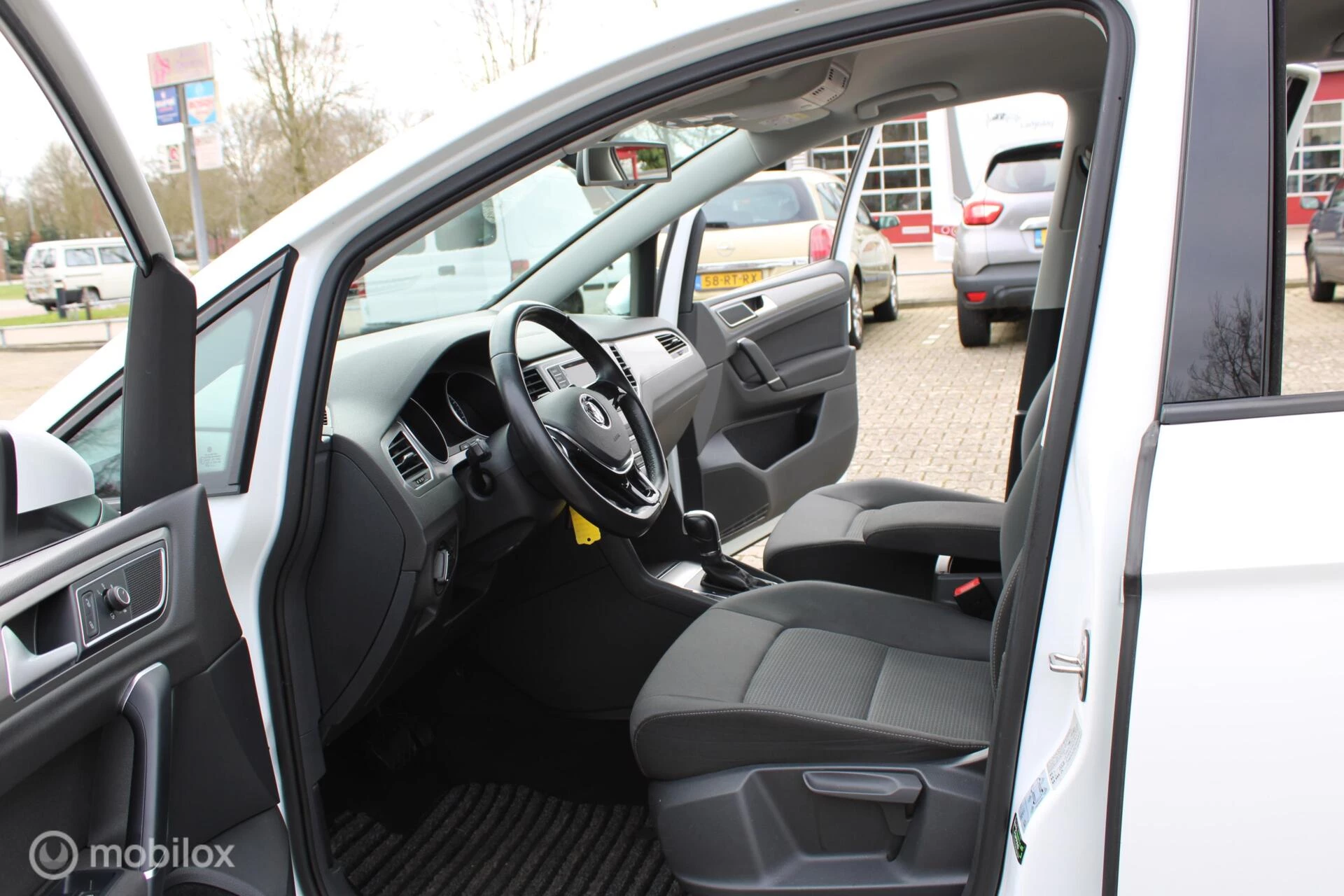 Hoofdafbeelding Volkswagen Golf Sportsvan