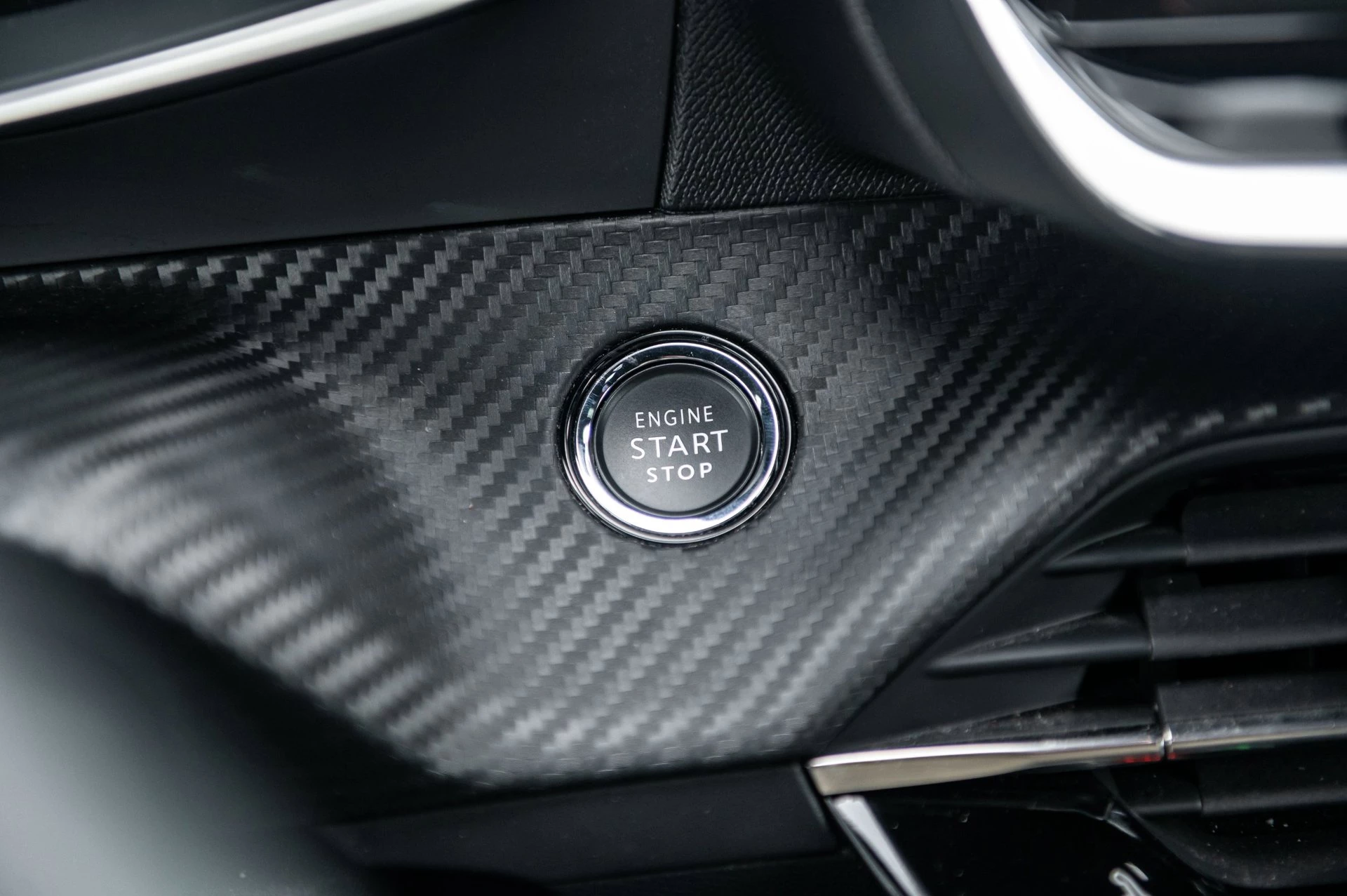 Hoofdafbeelding Peugeot e-2008