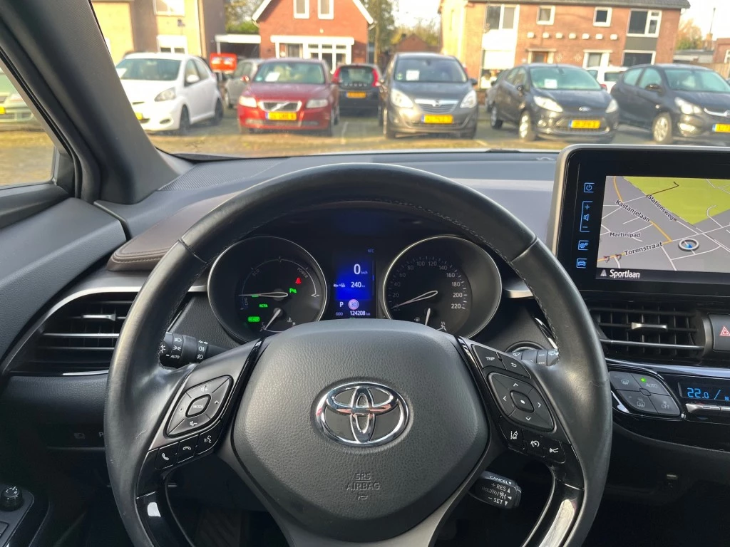 Hoofdafbeelding Toyota C-HR