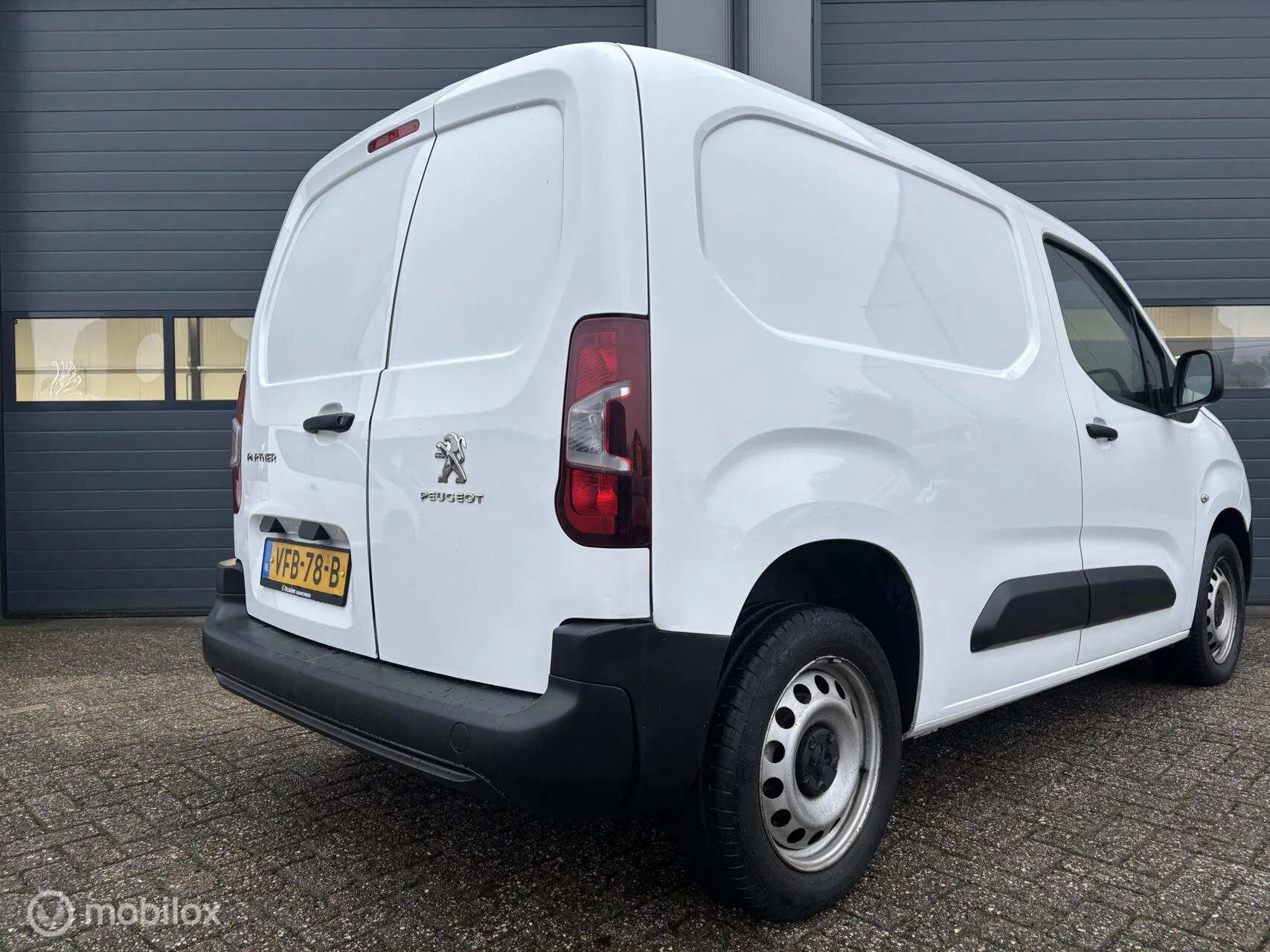 Hoofdafbeelding Peugeot Partner